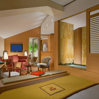 <a href='raphael-hotel-richard-meier-executive-suite-room-with-terrace-fr.htm'>Richard Meier<br><span>Executive Suite With Terrace</span></a>